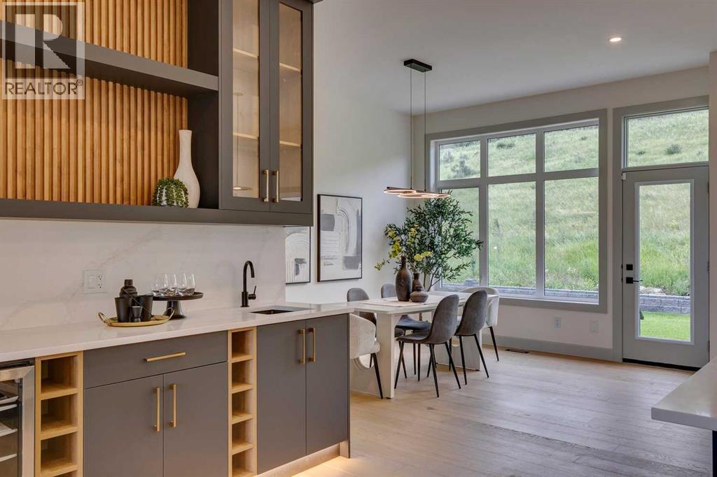Photo 18 of 431 Patterson Boulevard Sw, Calgary AB