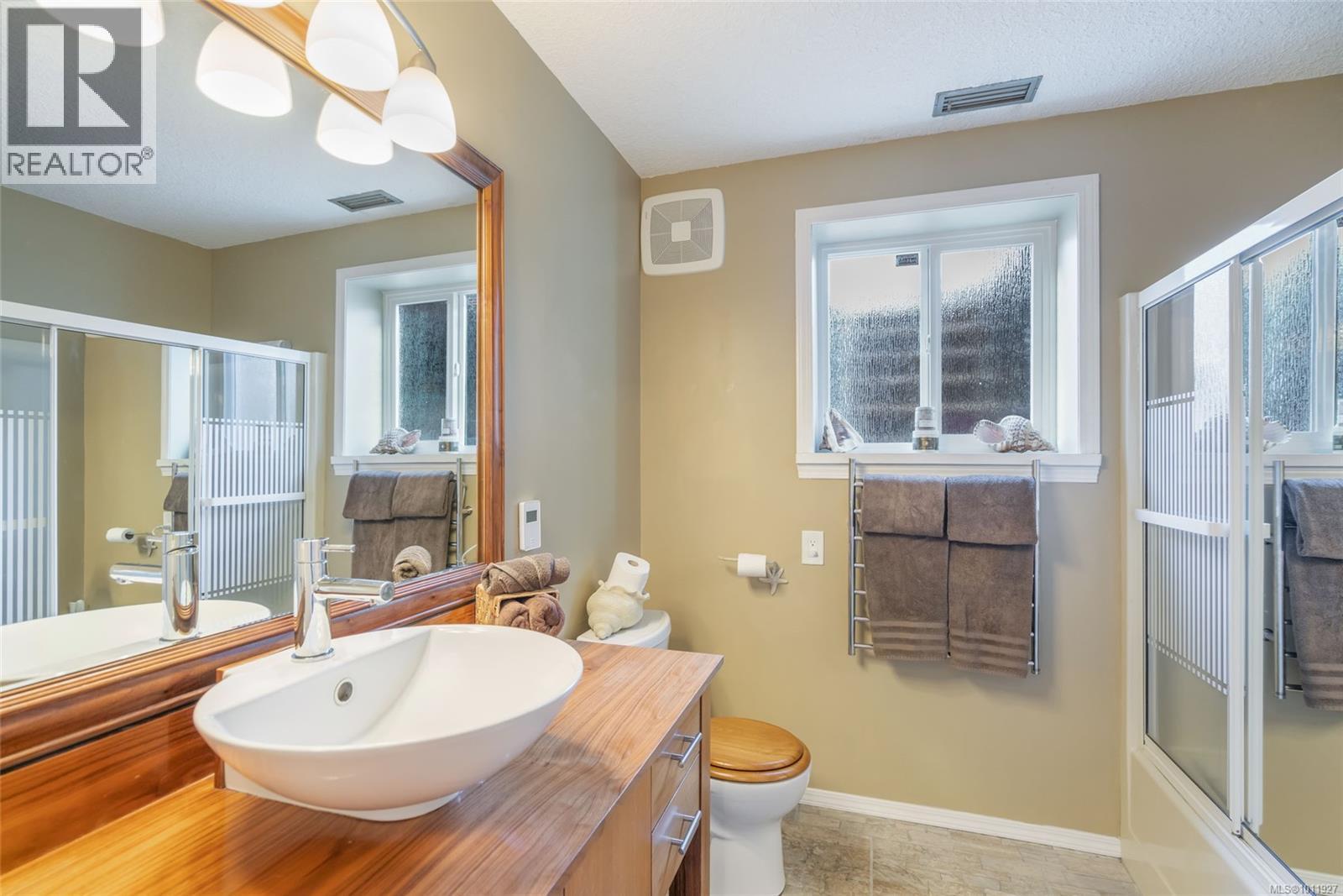Photo 33 of 101 Cheryl Pl, Nanaimo BC