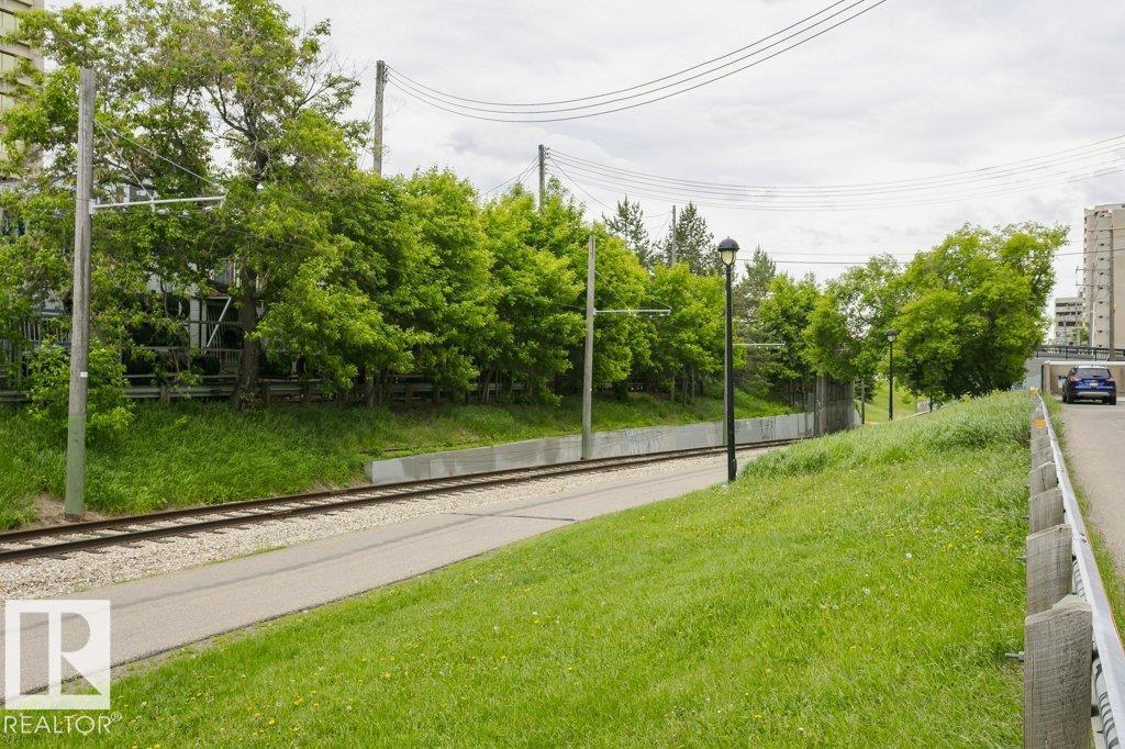 Photo 32 of 408 9828 112 St Nw, Edmonton AB