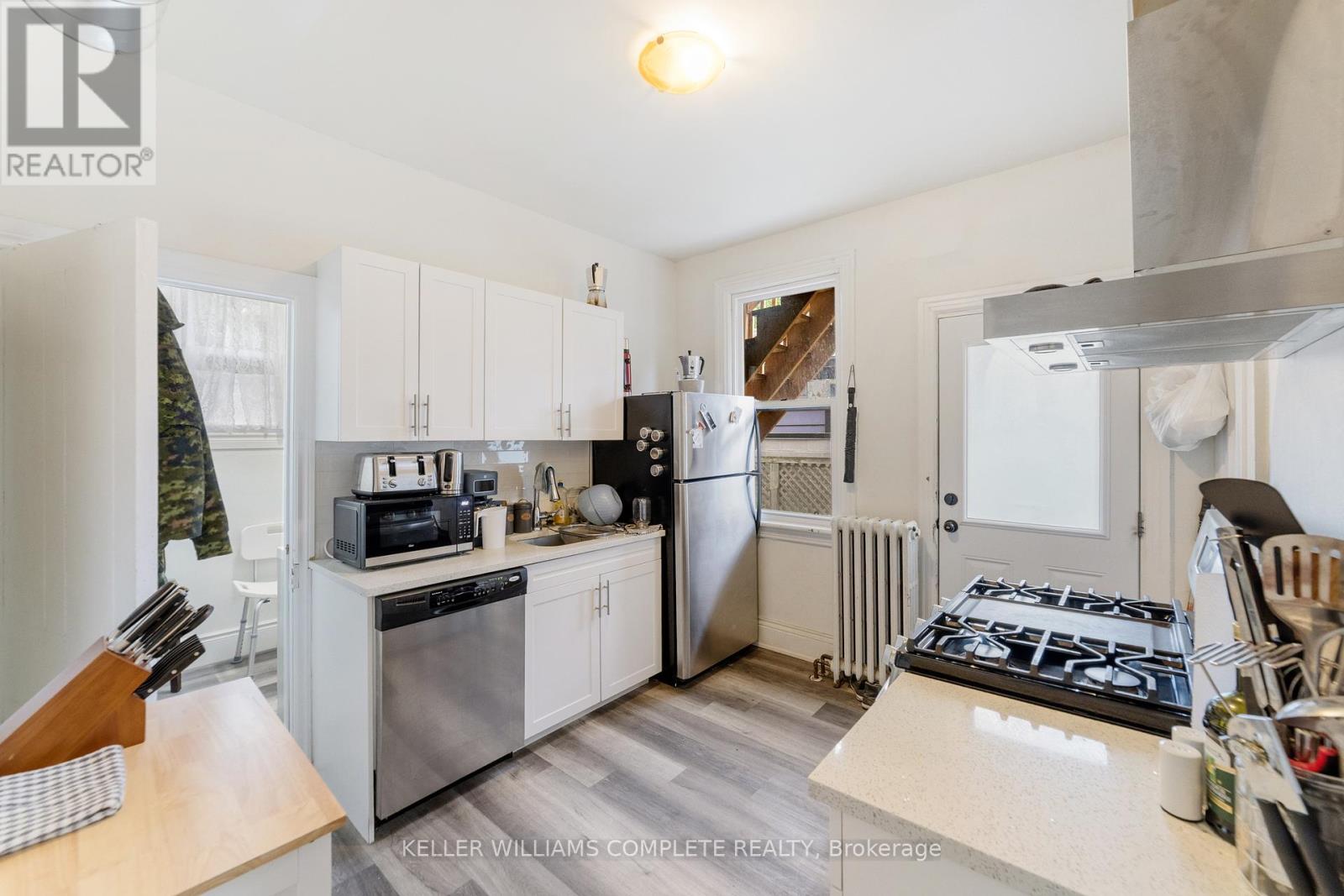 Photo 12 of 188 190 Caroline Street S, Hamilton ON