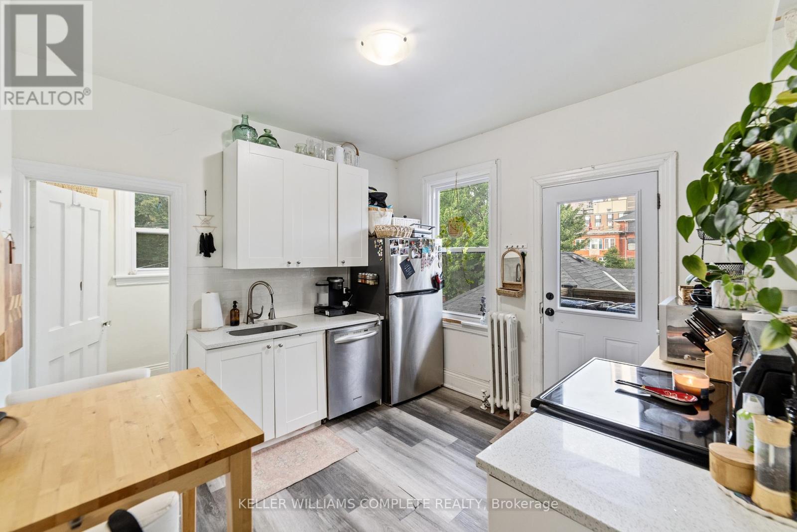 Photo 23 of 188 190 Caroline Street S, Hamilton ON