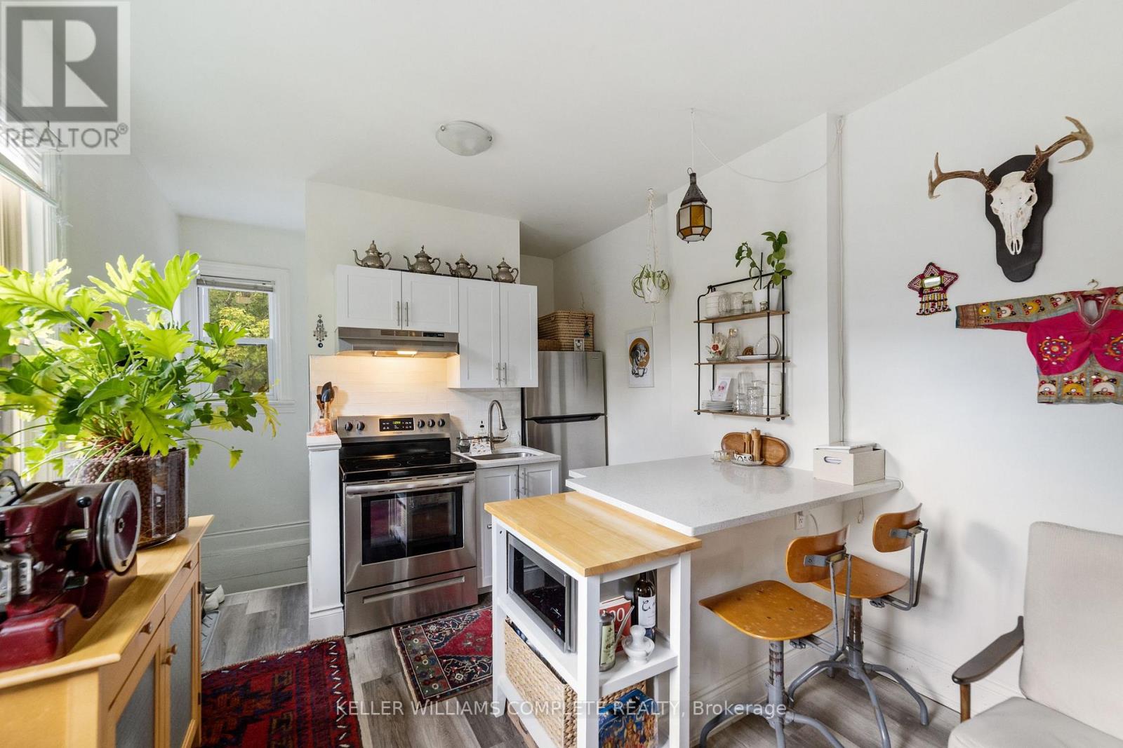 Photo 4 of 188 190 Caroline Street S, Hamilton ON