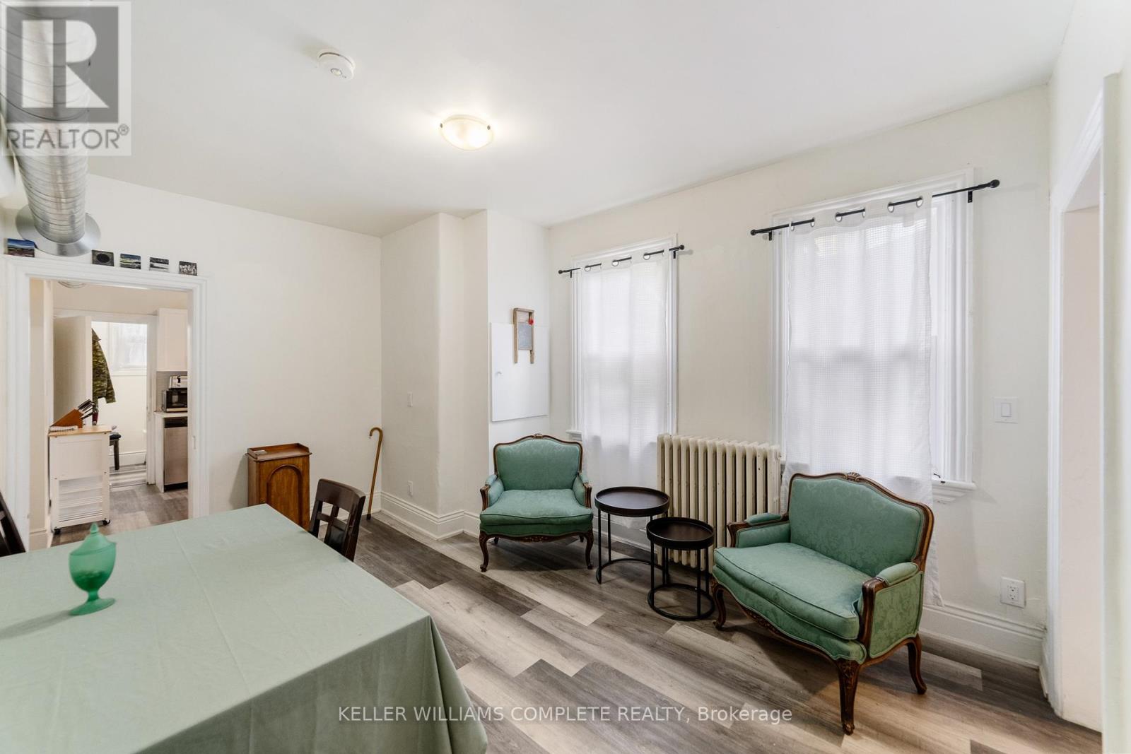 Photo 9 of 188 190 Caroline Street S, Hamilton ON