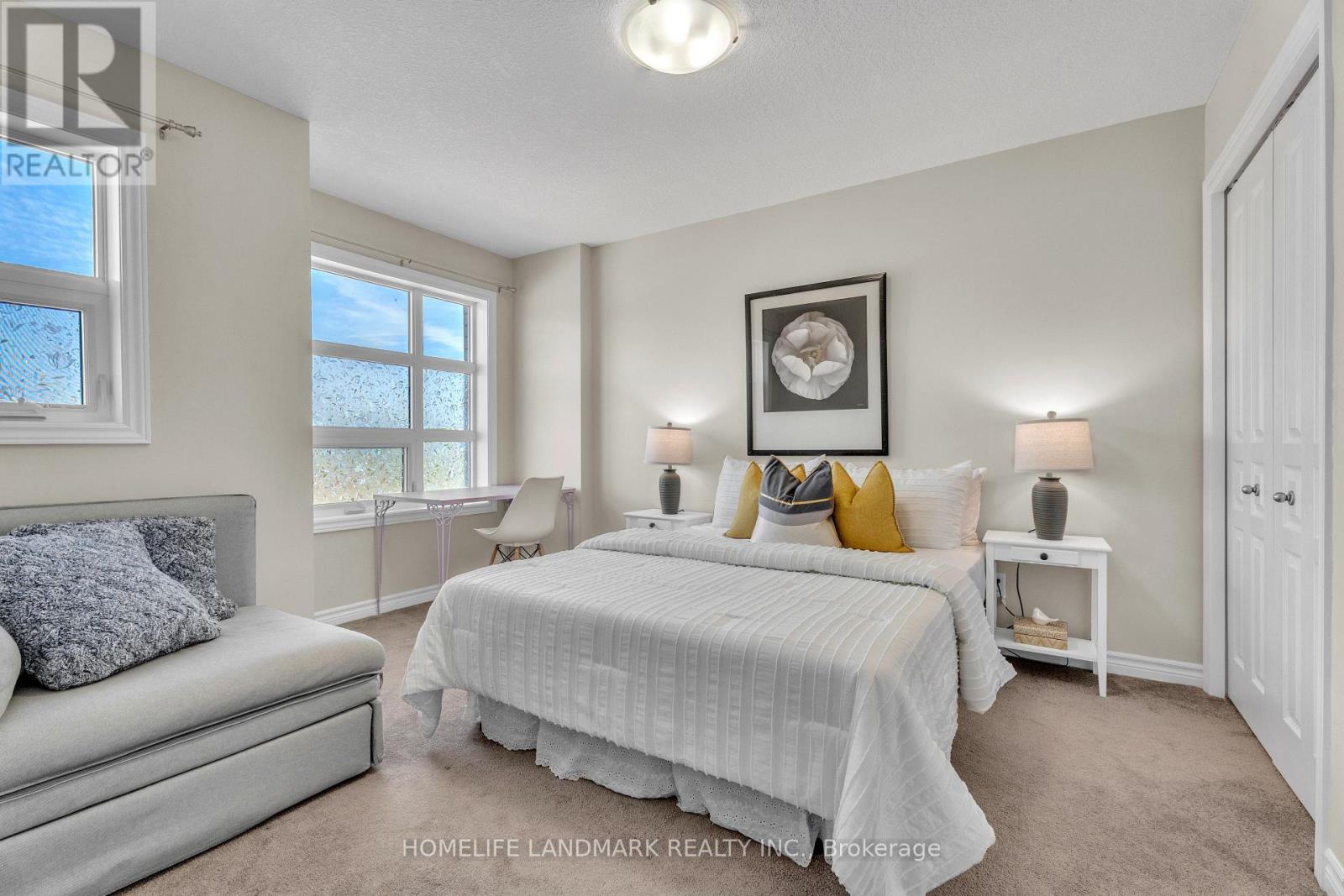 Photo 25 of 1713 Ohanlan Cross, London North ON