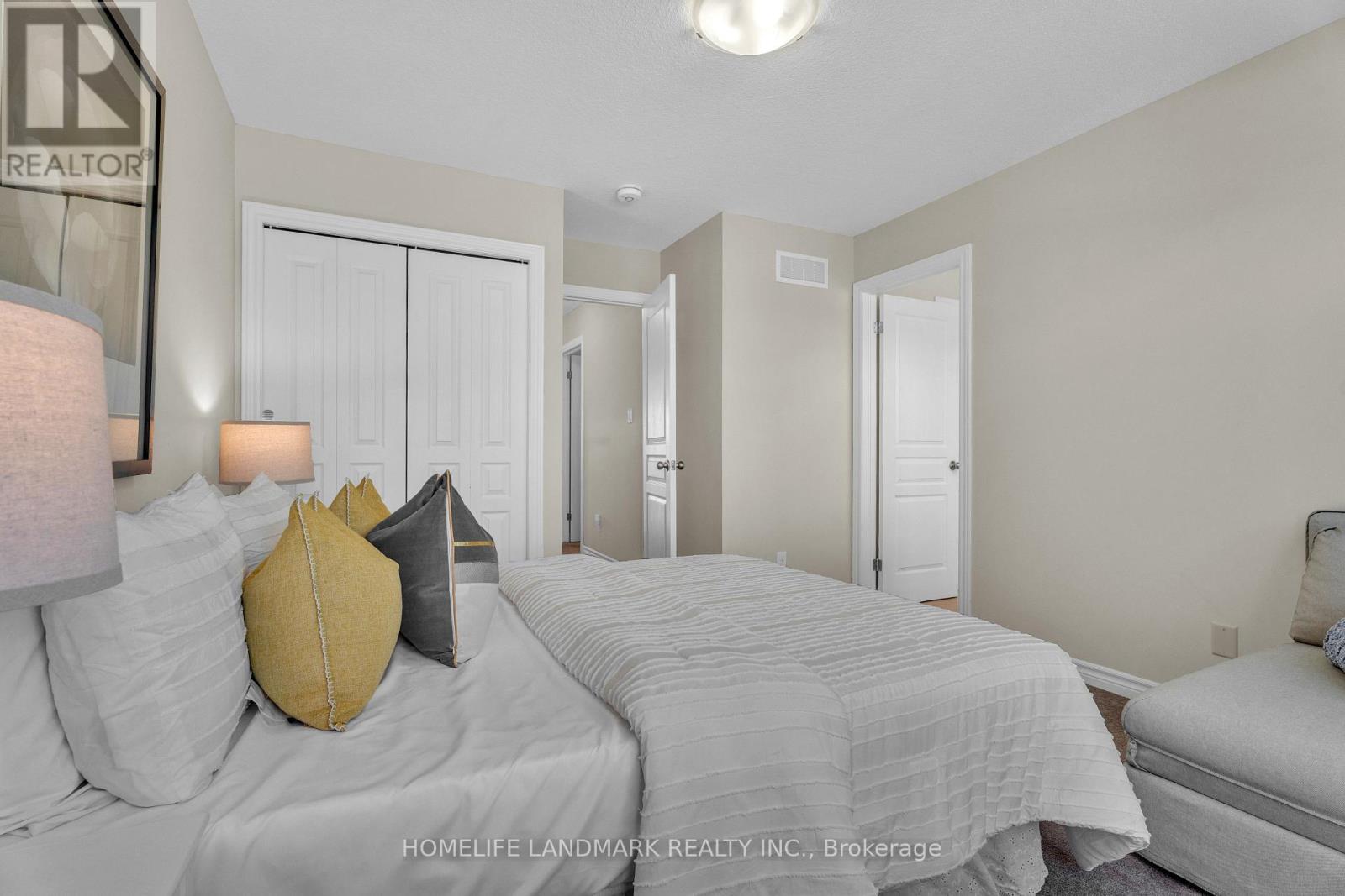 Photo 26 of 1713 Ohanlan Cross, London North ON