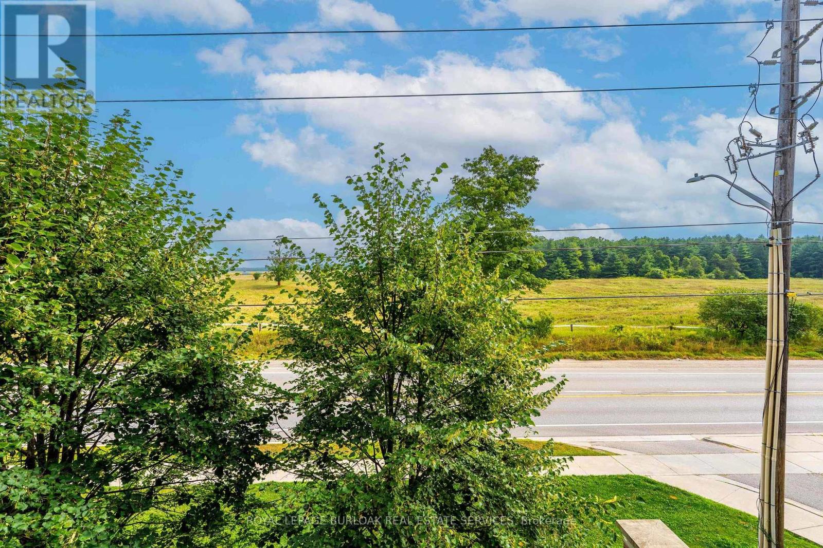 Photo 15 of 307 67 Kingsbury Square, Guelph ON