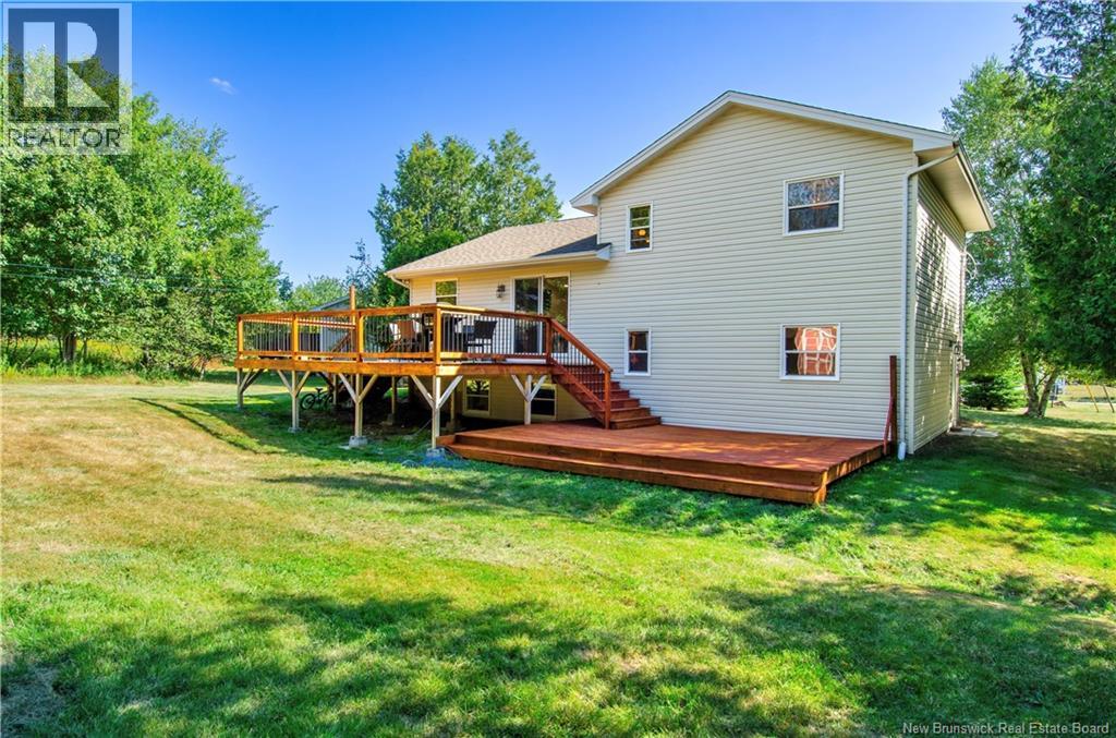 Photo 5 of 10 Chilkoot Court, Quispamsis NB
