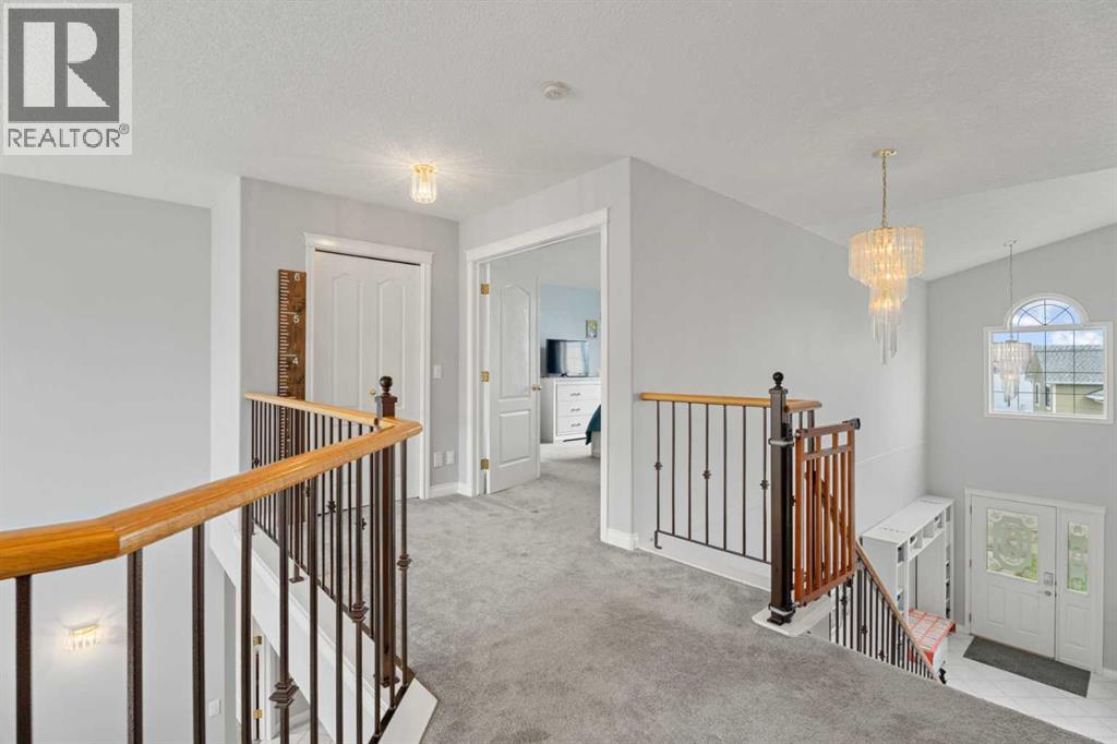 Photo 19 of 857 West Chesteremere Drive, Chestermere AB