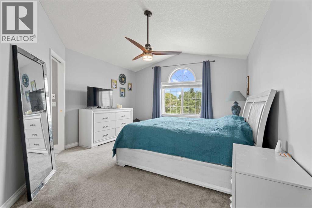 Photo 21 of 857 West Chesteremere Drive, Chestermere AB