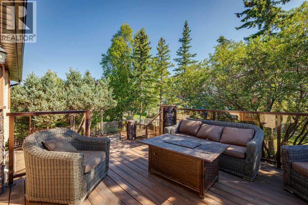 Photo 36 of 285 Hawkstone Drive Nw, Calgary AB