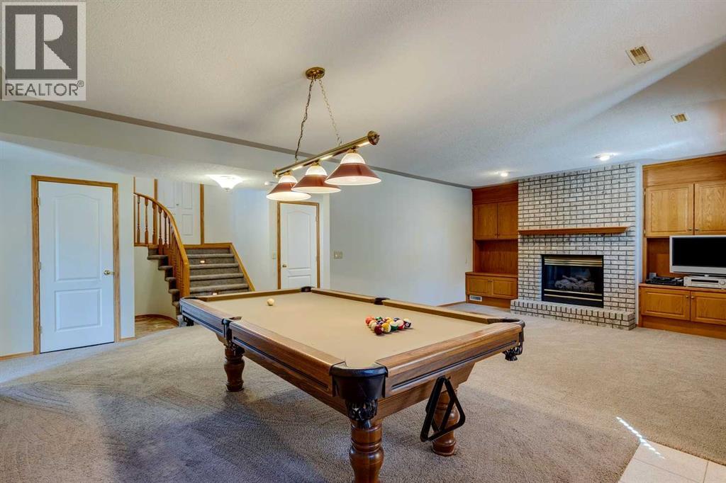 Photo 31 of 285 Hawkstone Drive Nw, Calgary AB