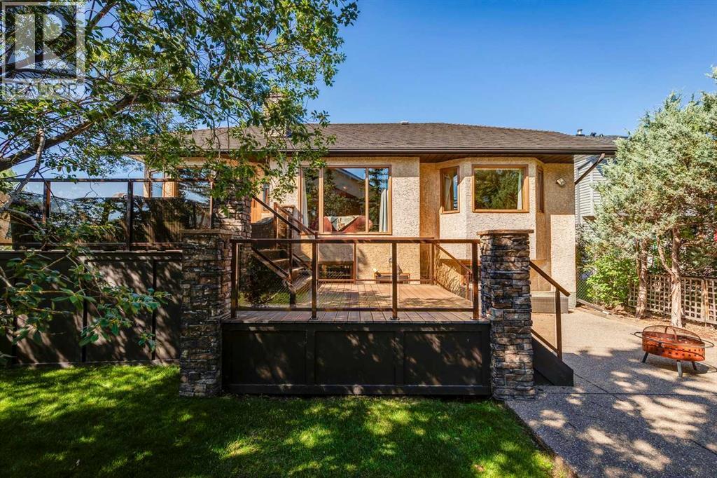 Photo 37 of 285 Hawkstone Drive Nw, Calgary AB