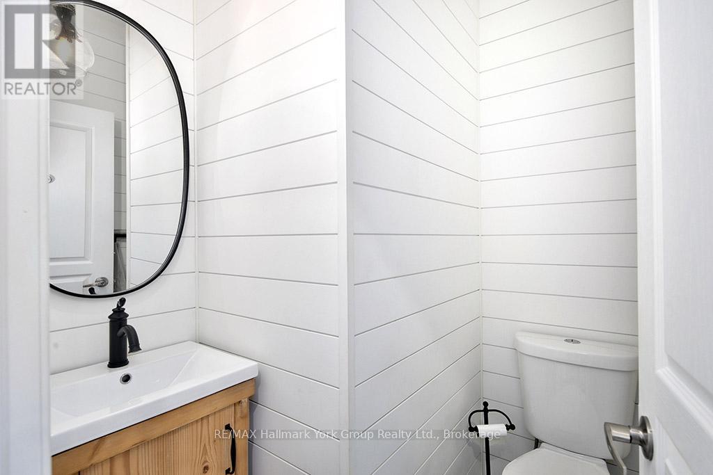 Photo 15 of 18 689616 Monterra Road, Blue Mountains ON