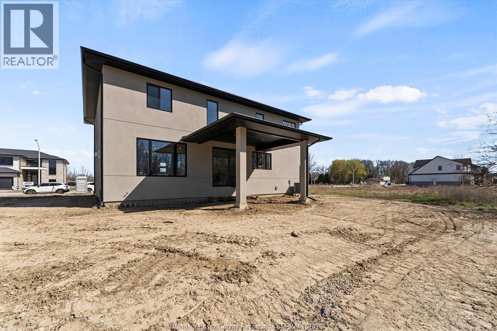 Photo 39 of 2548 Mayfair Avenue South, Lasalle ON