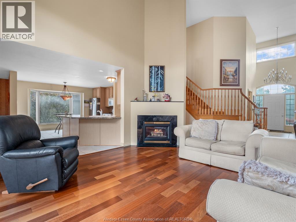 Photo 13 of 922 Lake Shore Drive, Windsor ON