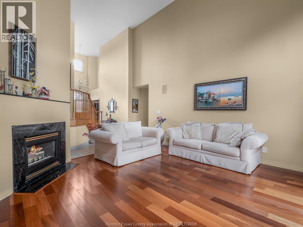 Photo 14 of 922 Lake Shore Drive, Windsor ON