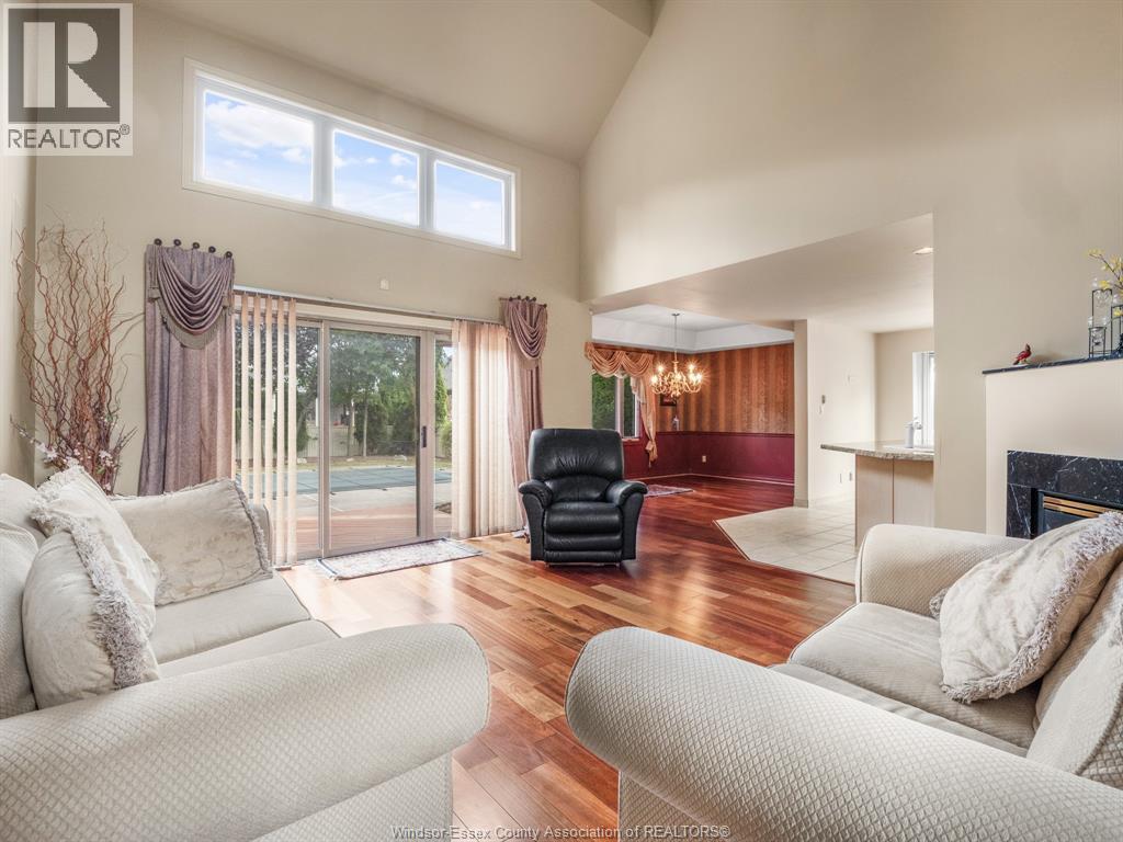 Photo 15 of 922 Lake Shore Drive, Windsor ON