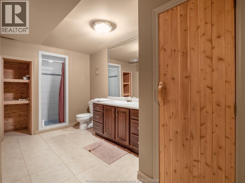 Photo 31 of 922 Lake Shore Drive, Windsor ON