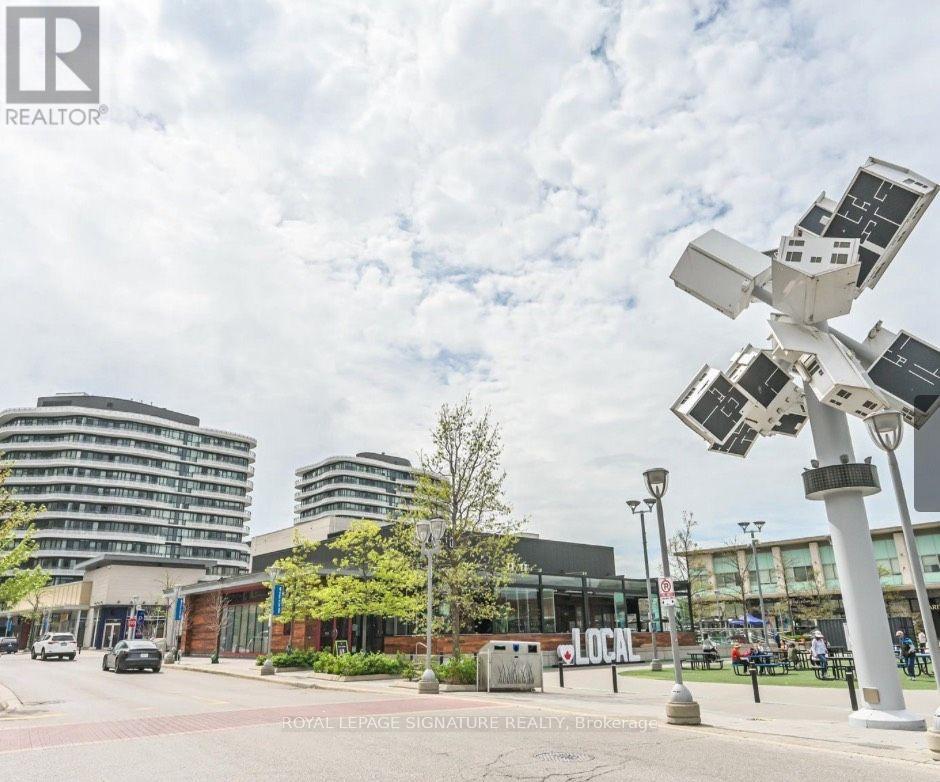 Photo 10 of 506 99 The Donway W, Toronto ON