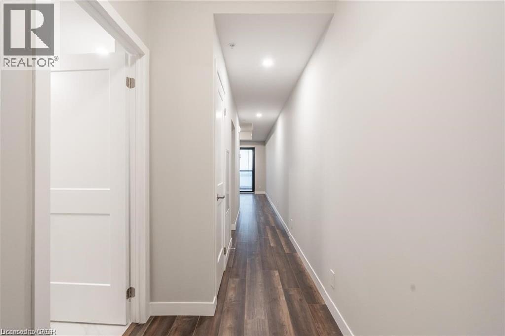 Photo 9 of 15 Queen Street S Unit 805, Hamilton ON
