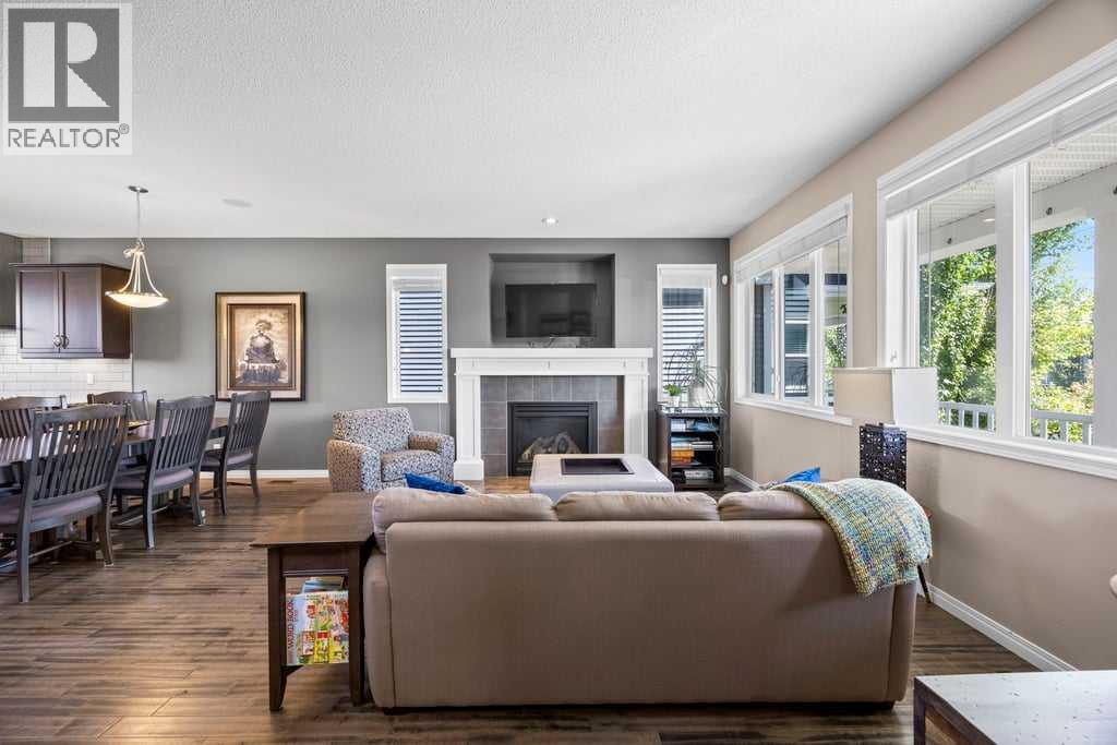 Photo 2 of 512 River Heights Green, Cochrane AB