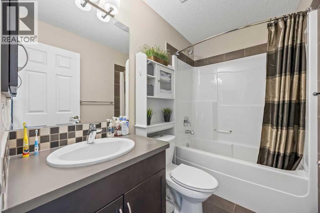 Photo 21 of 512 River Heights Green, Cochrane AB