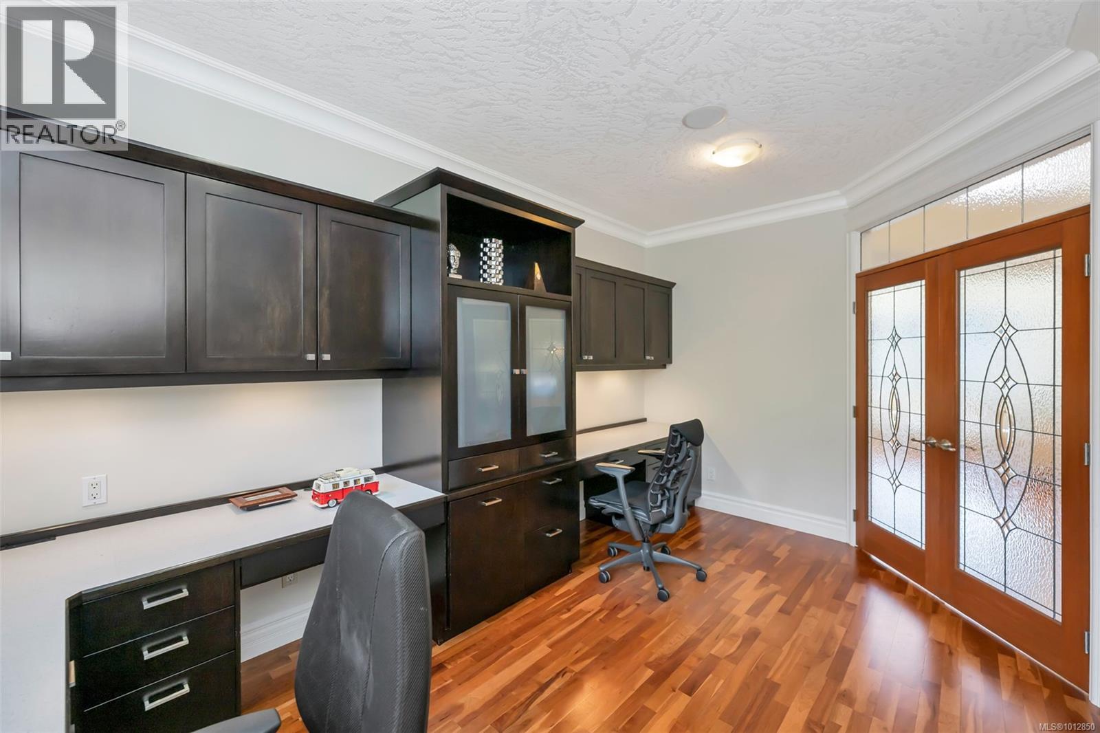 4668 Cordova Bay Rd, Saanich