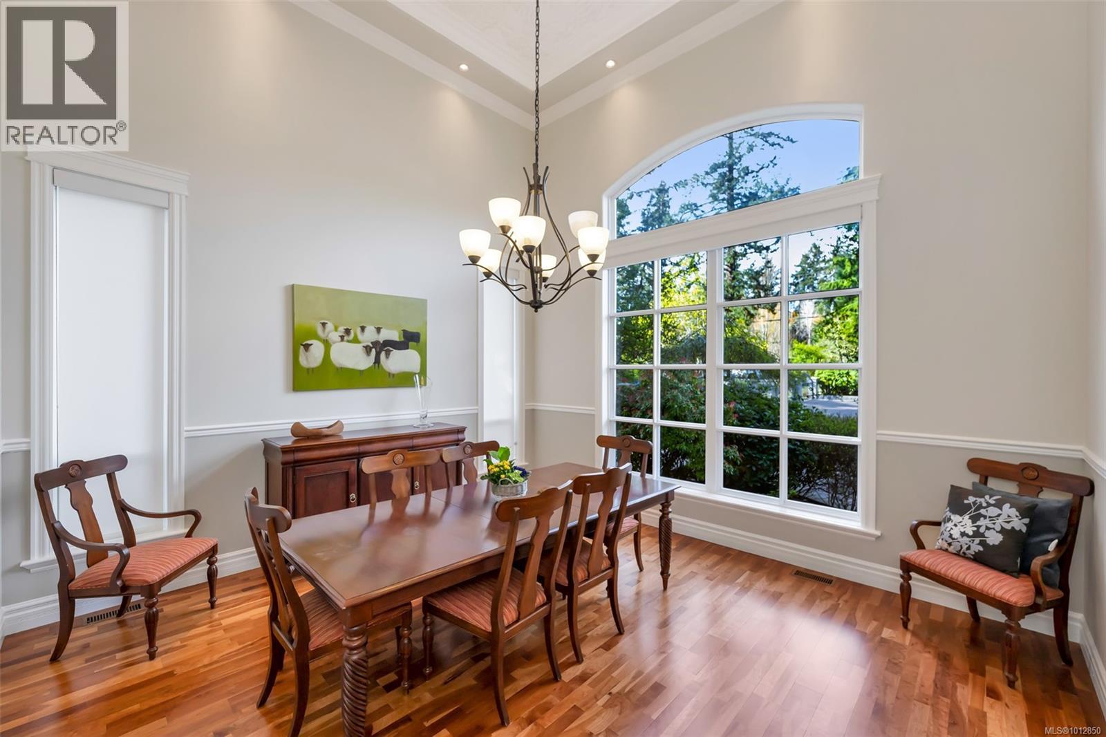 4668 Cordova Bay Rd, Saanich