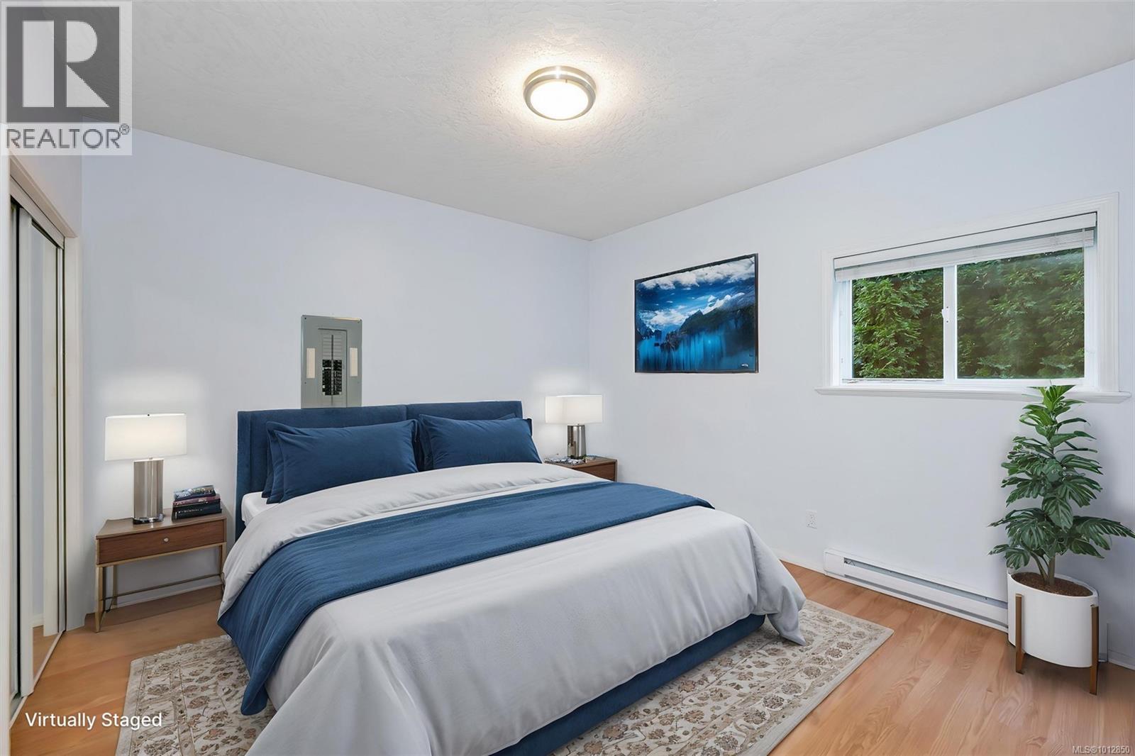 4668 Cordova Bay Rd, Saanich