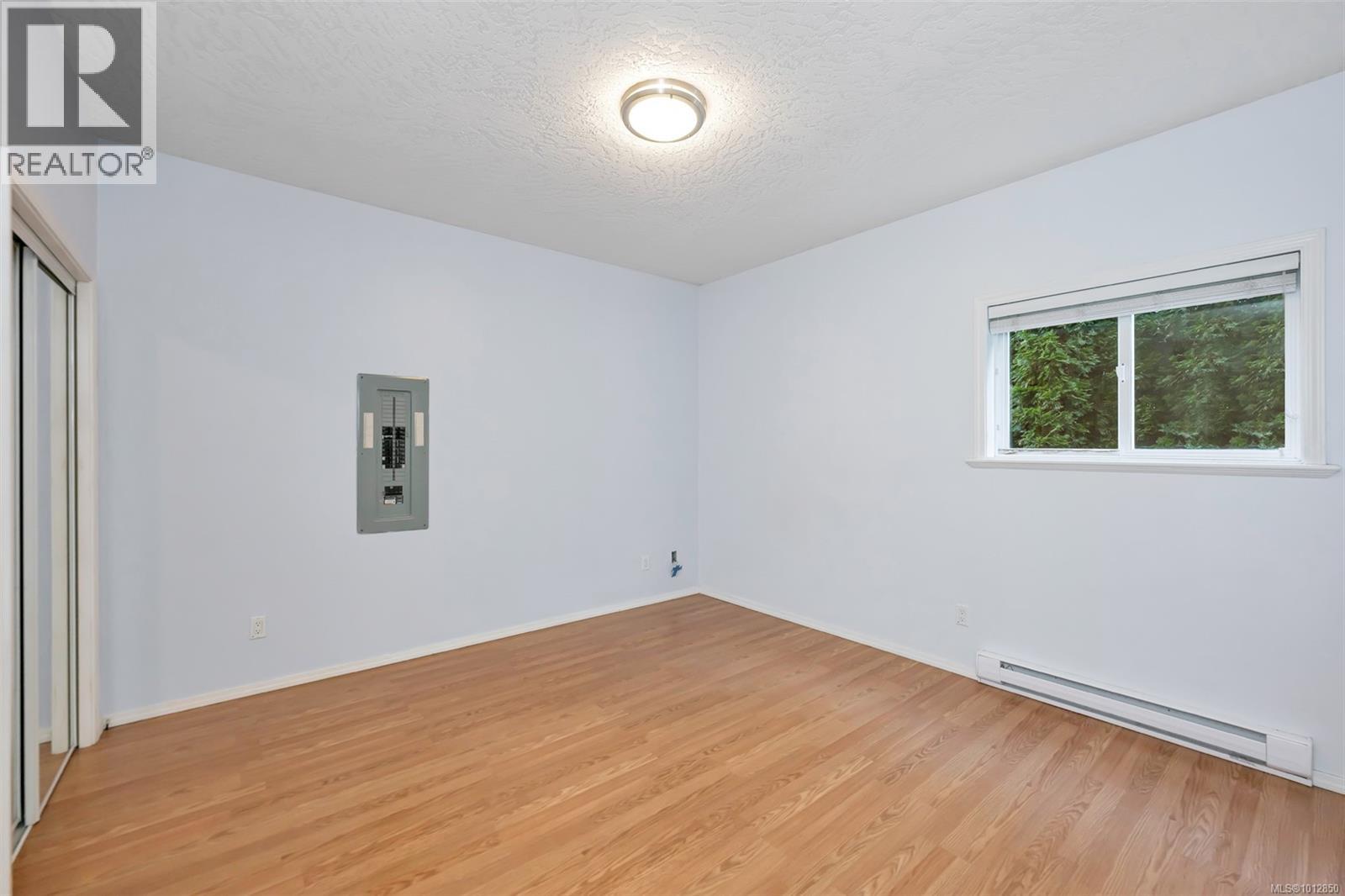 4668 Cordova Bay Rd, Saanich