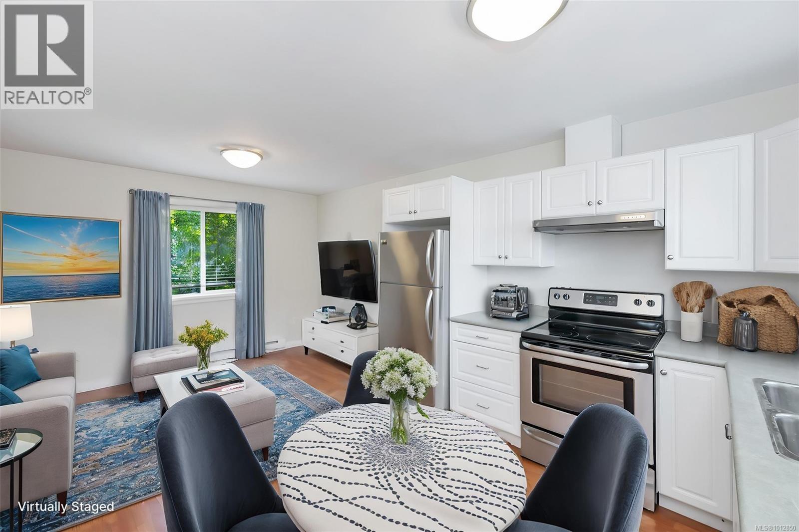 4668 Cordova Bay Rd, Saanich