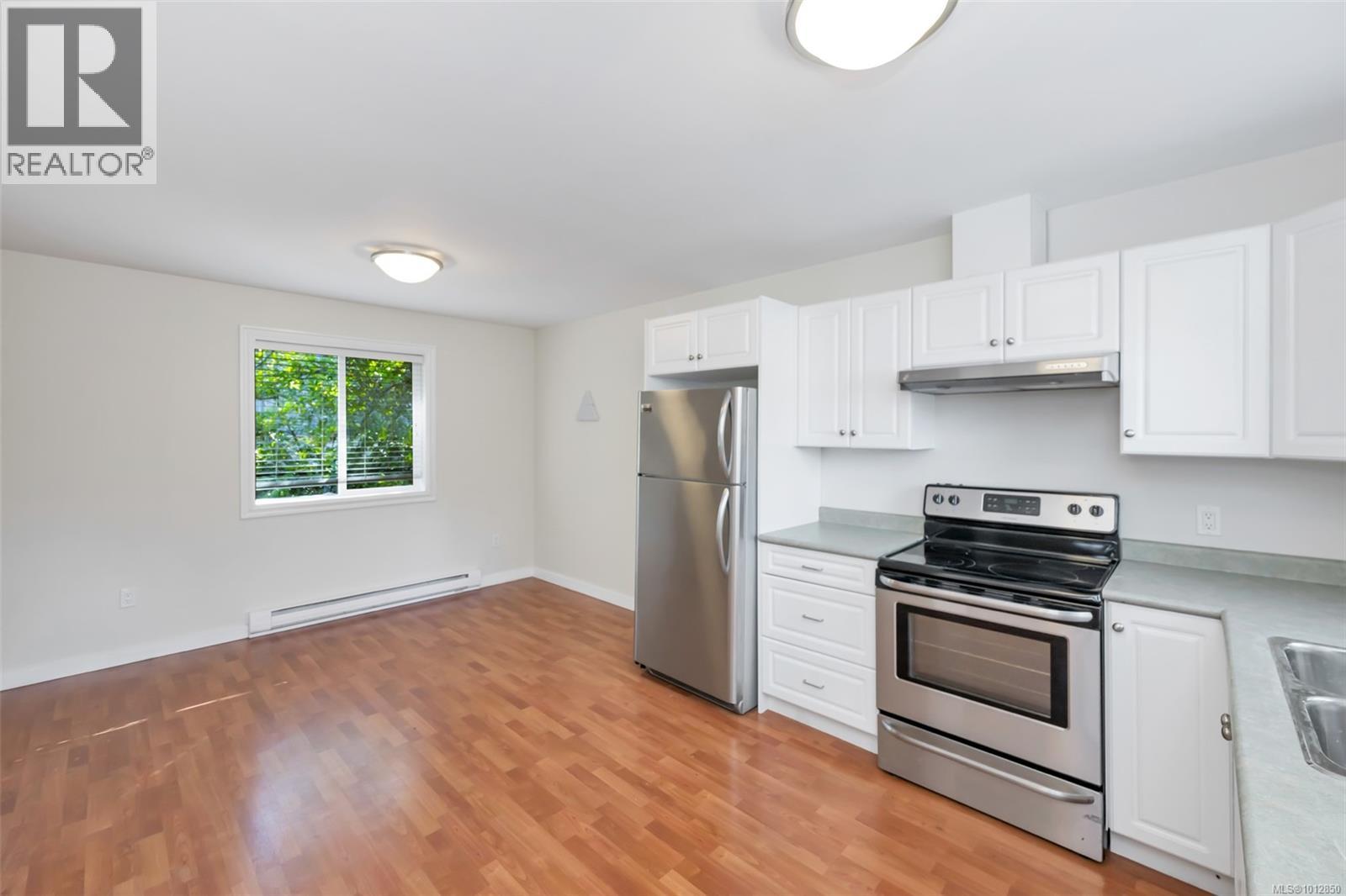 4668 Cordova Bay Rd, Saanich