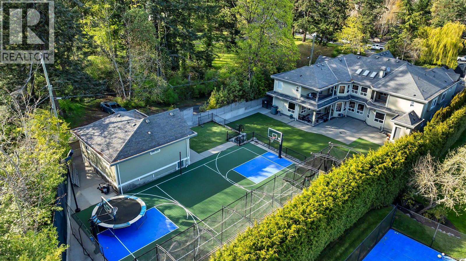 4668 Cordova Bay Rd, Saanich