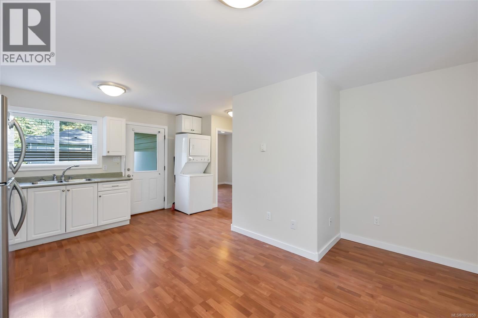 4668 Cordova Bay Rd, Saanich