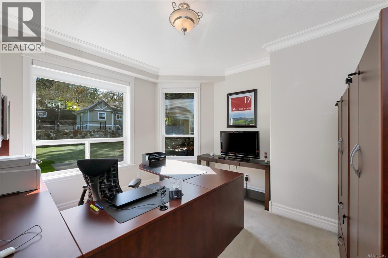 4668 Cordova Bay Rd, Saanich