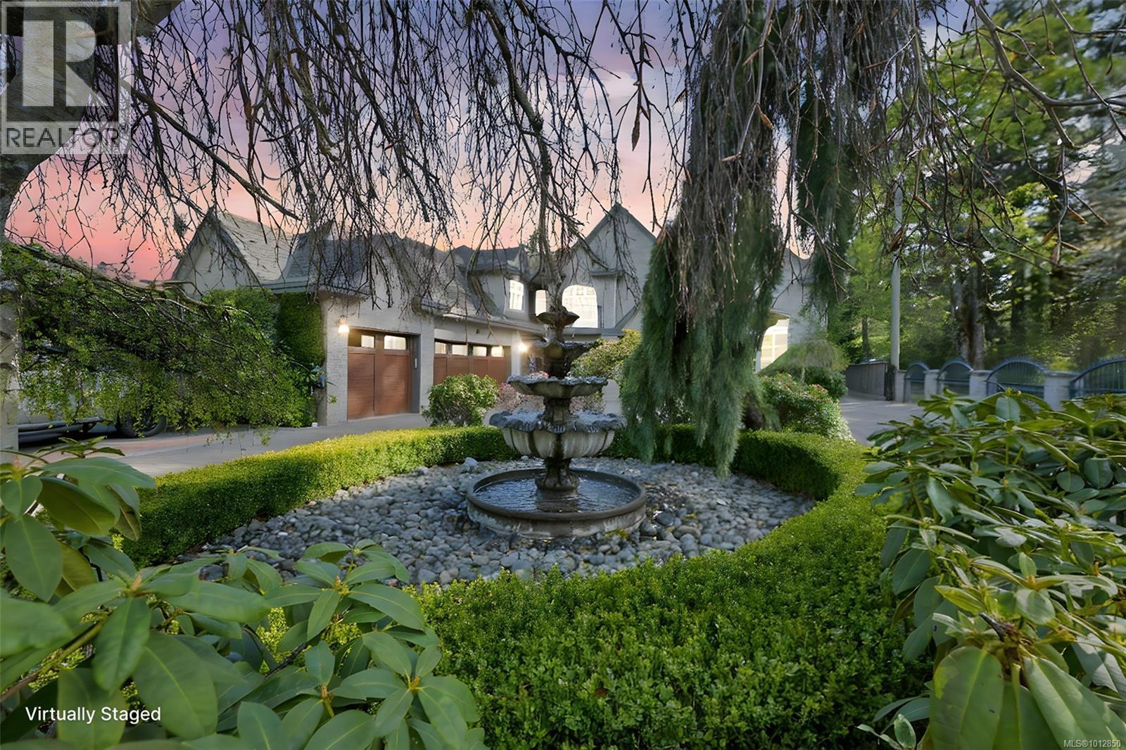 4668 Cordova Bay Rd, Saanich