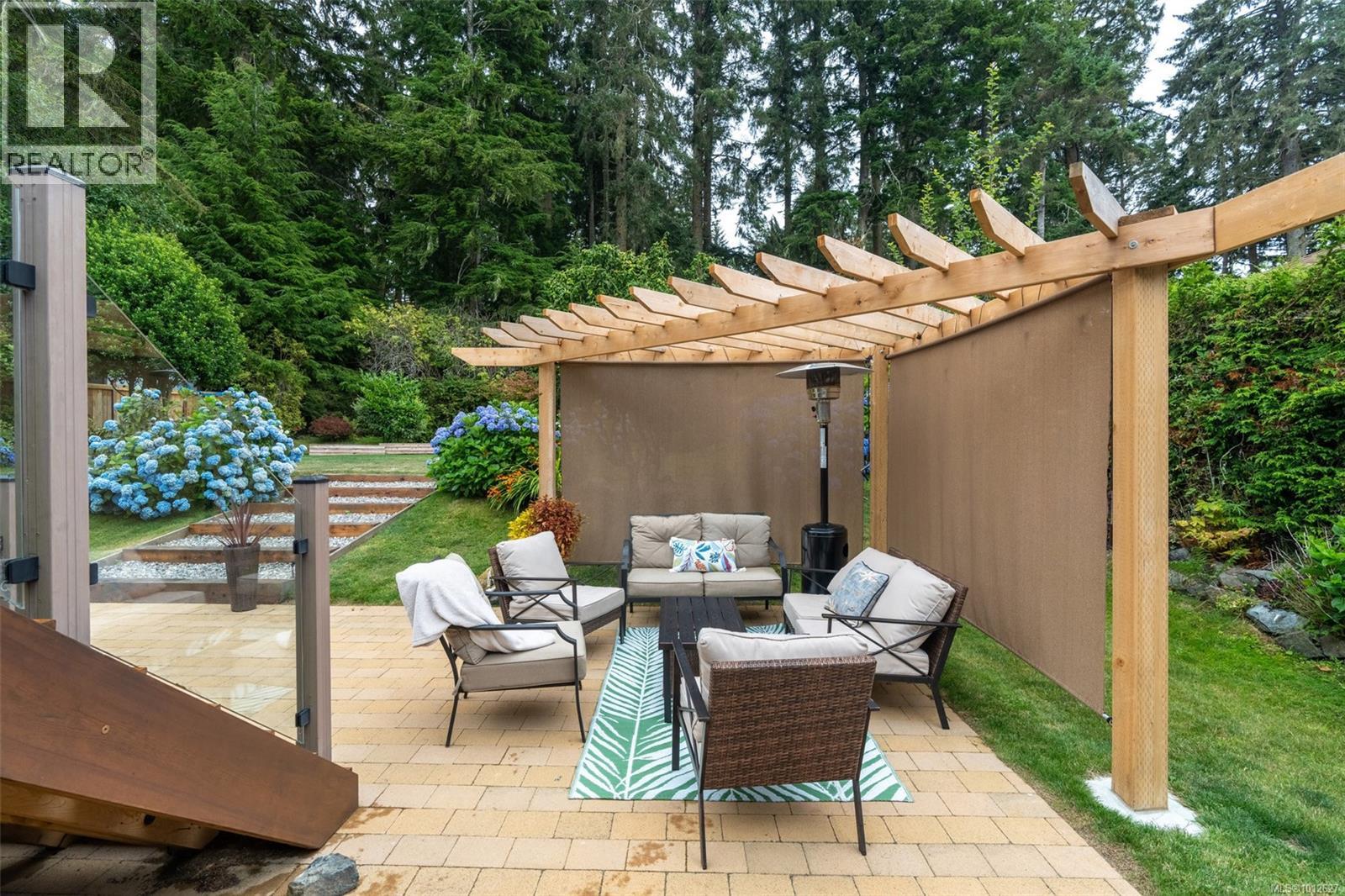 7209 Austins Pl, Sooke