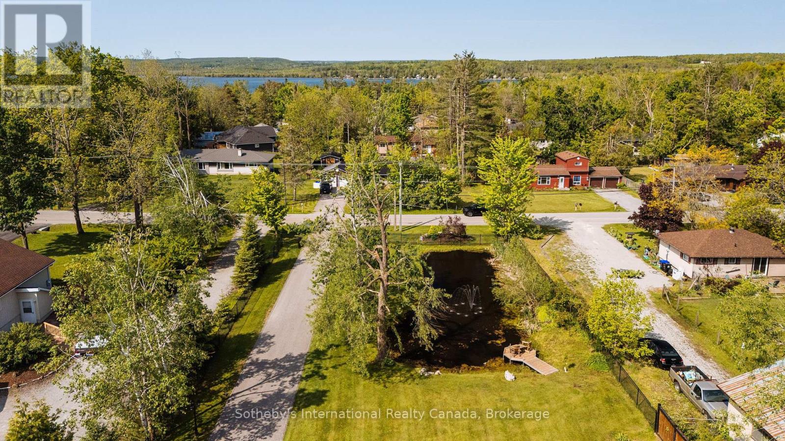 Photo 41 of 129 Bass Line, Oromedonte ON