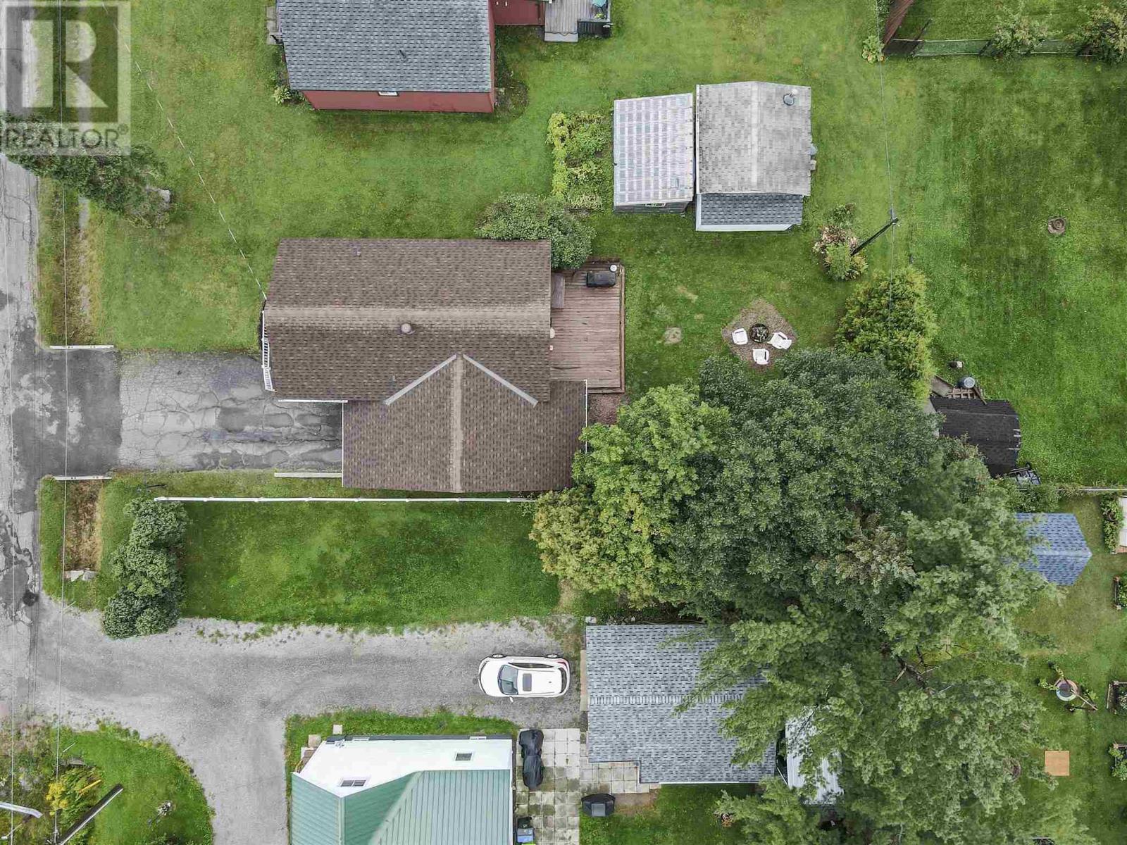 Photo 41 of 236 Hampton Rd, Sault Ste Marie ON