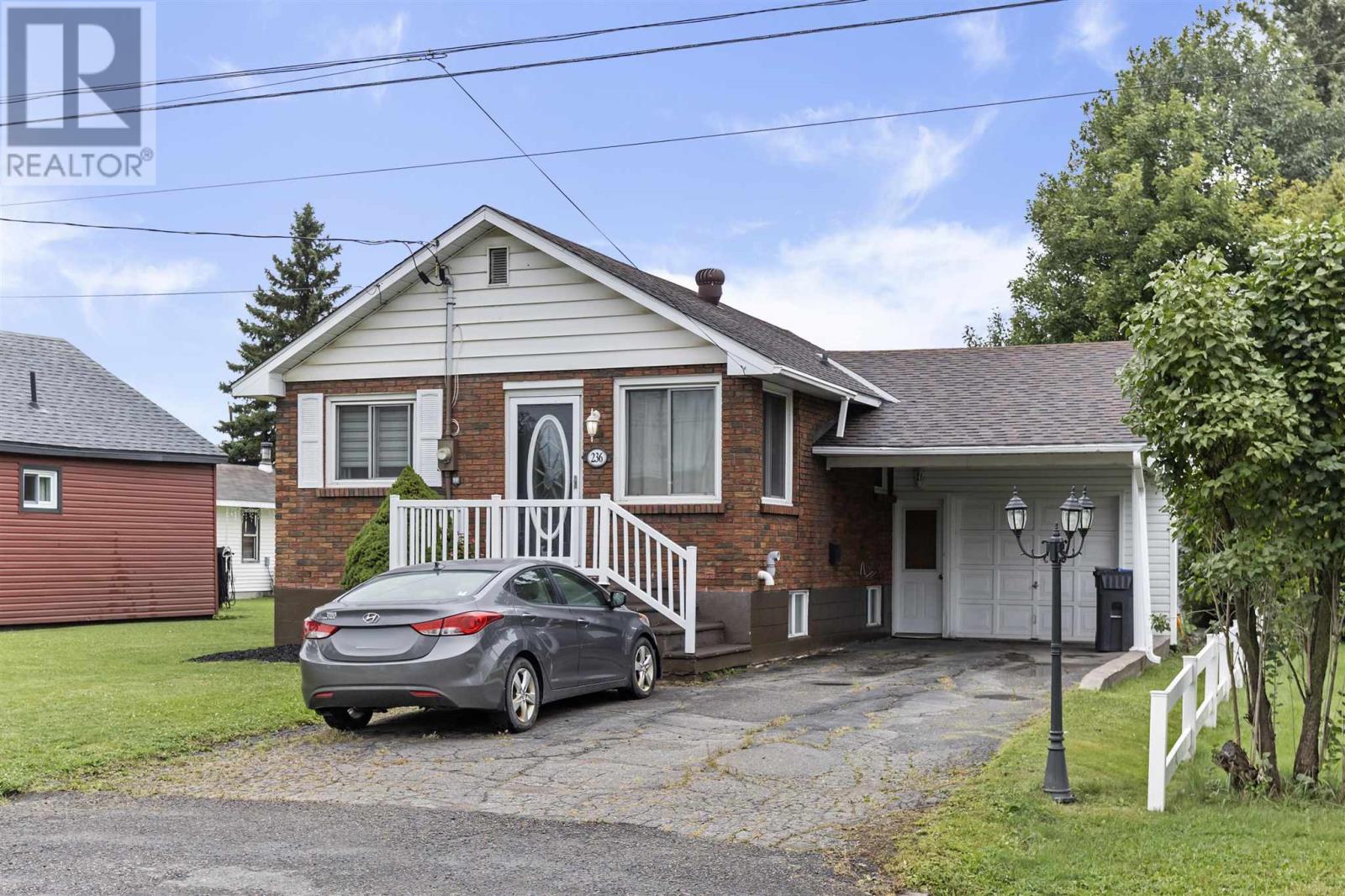 Photo 42 of 236 Hampton Rd, Sault Ste Marie ON