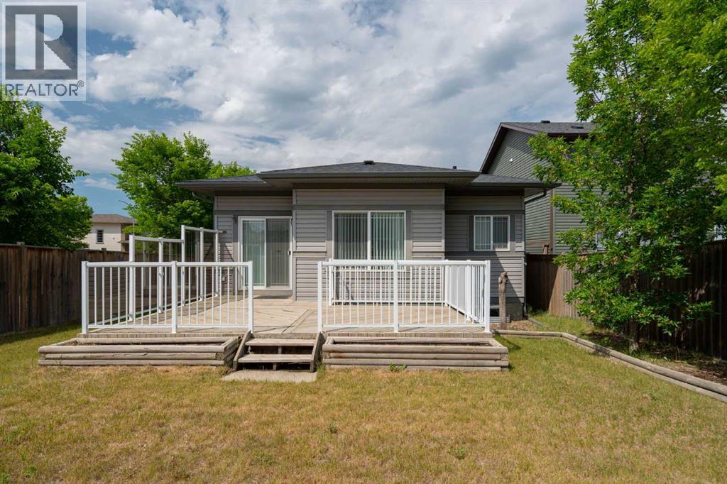 Photo 25 of 1402 Ravenscroft Avenue Se, Airdrie AB