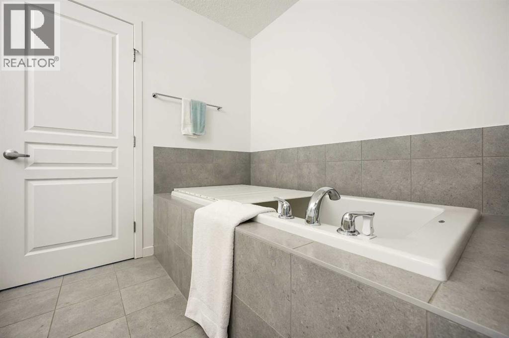 Photo 35 of 244 Masters Crescent Se, Calgary AB