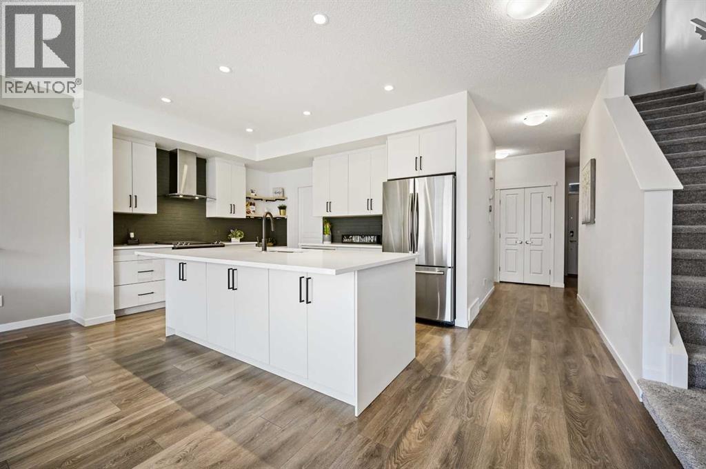 Photo 15 of 244 Masters Crescent Se, Calgary AB