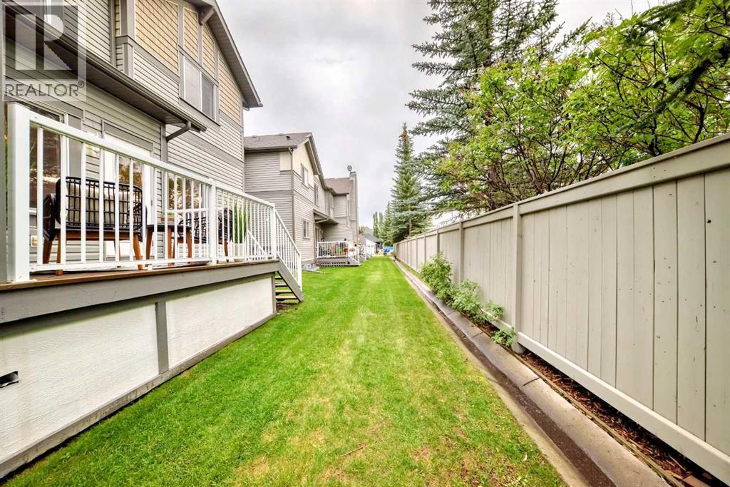 Photo 41 of 105 100 Coopers Common Sw, Airdrie AB