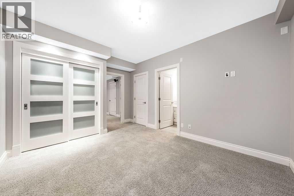 Photo 23 of 2 2411 2 Avenue Nw, Calgary AB