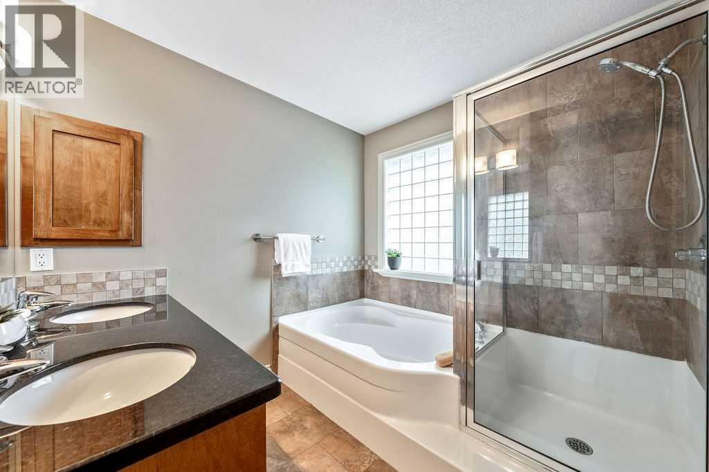 Photo 12 of 2 2411 2 Avenue Nw, Calgary AB