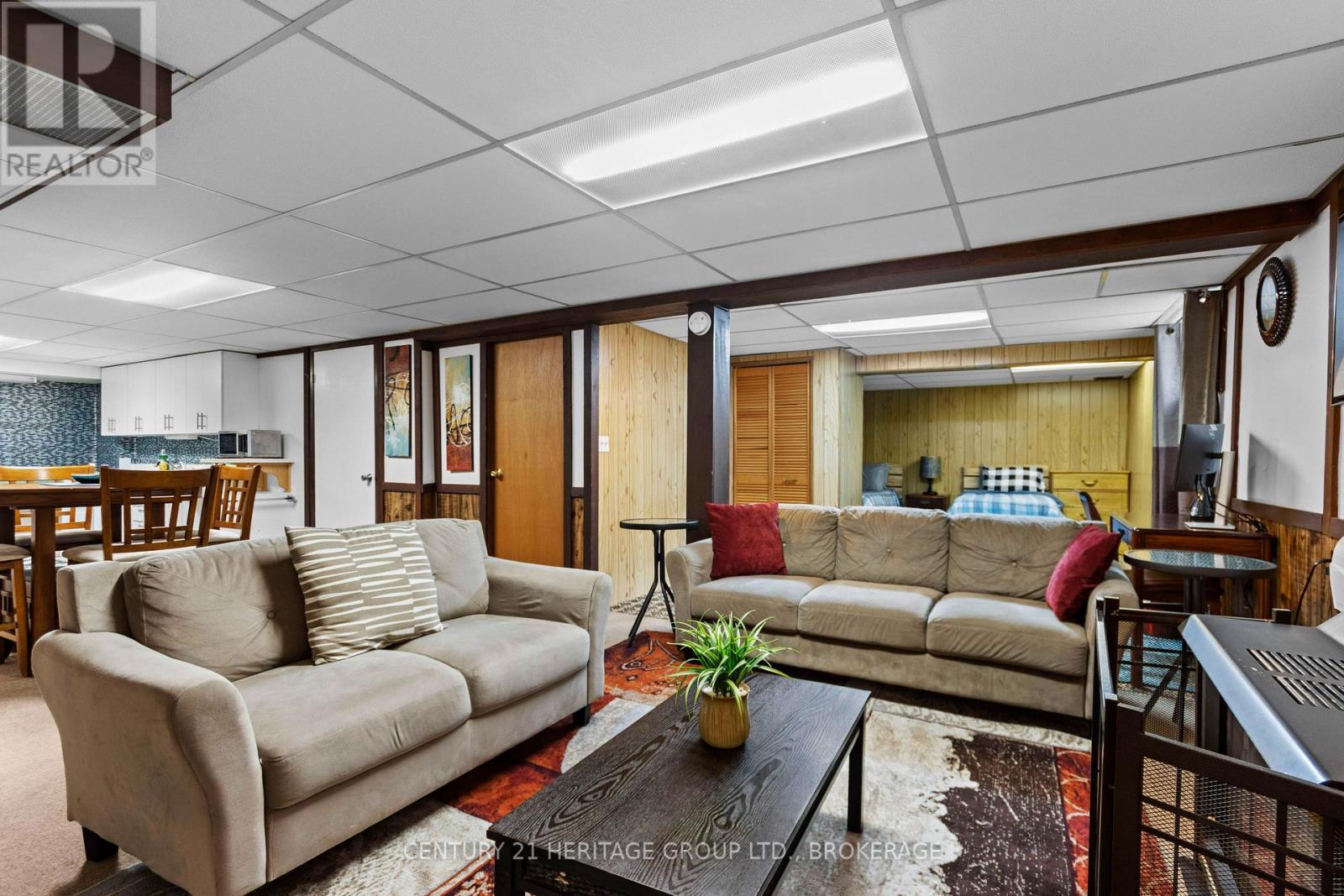 785 ALLUM AVENUE - 39