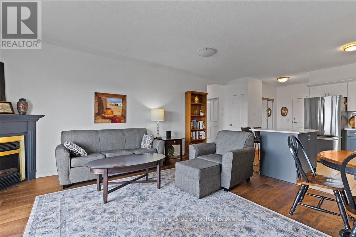 Photo 12 of 809 60 Wyndham Street S, Guelph ON