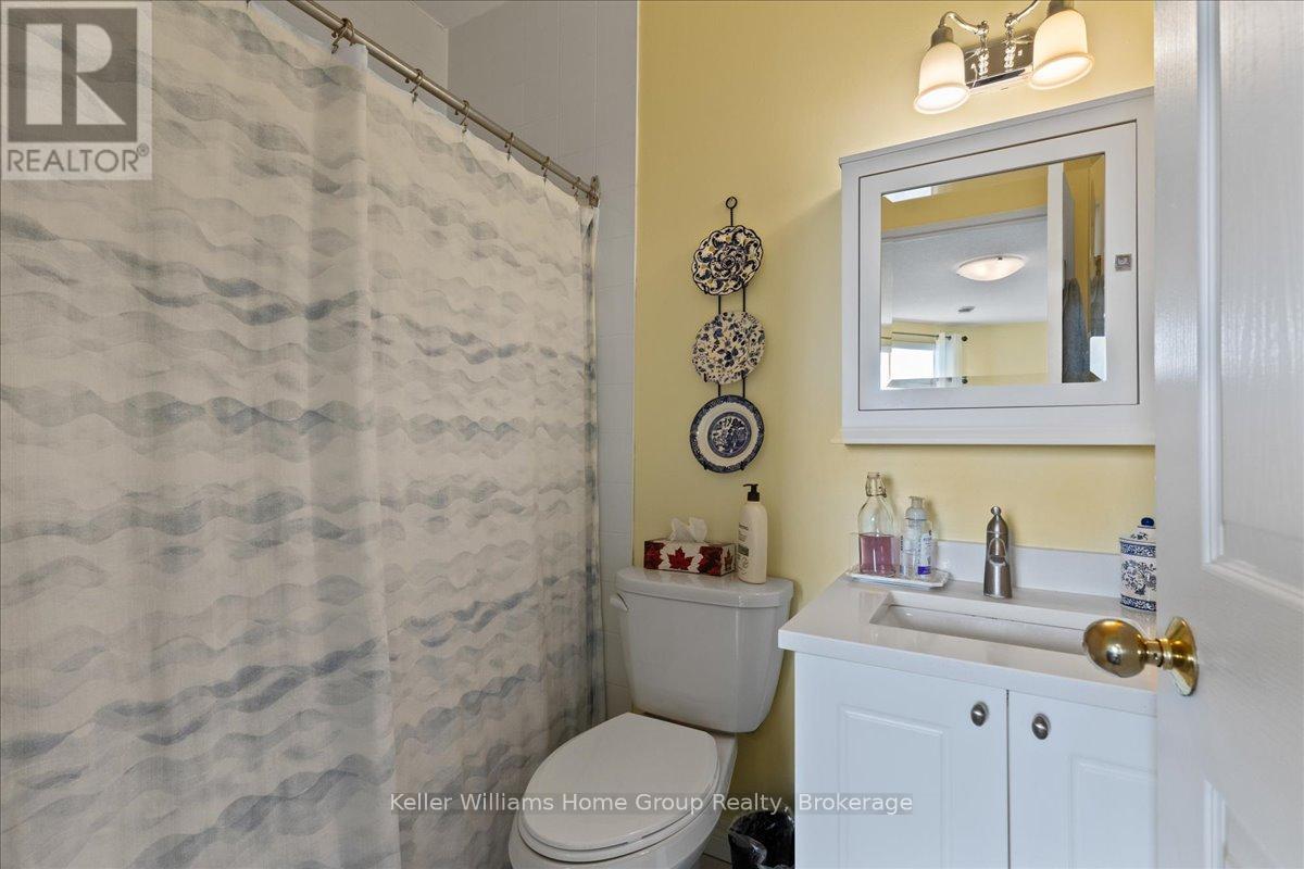 Photo 18 of 809 60 Wyndham Street S, Guelph ON