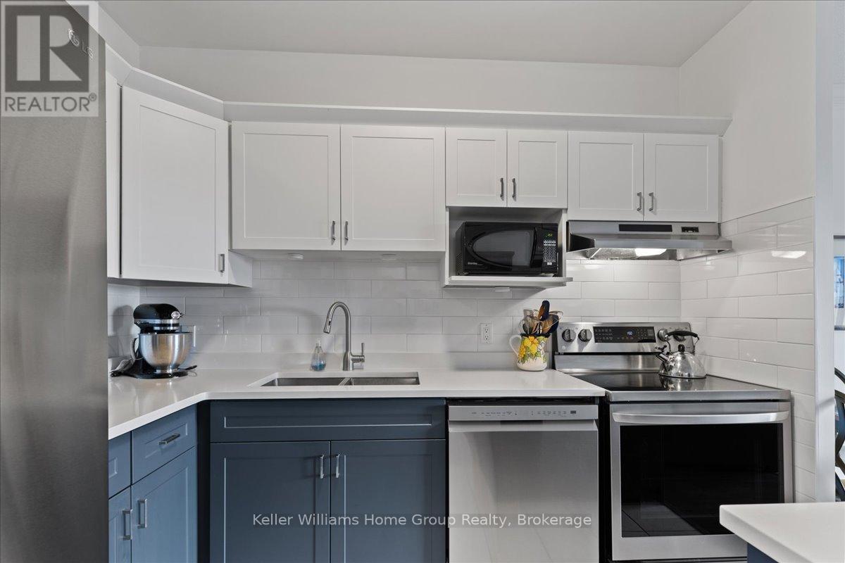 Photo 6 of 809 60 Wyndham Street S, Guelph ON